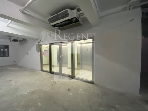 Mong Kok Building (旺角大樓)